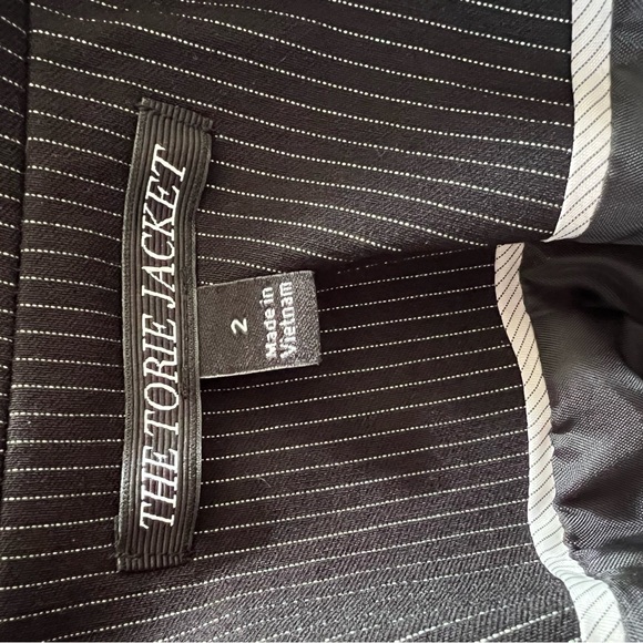 The Torie jacket. Size 2 - Picture 5 of 6